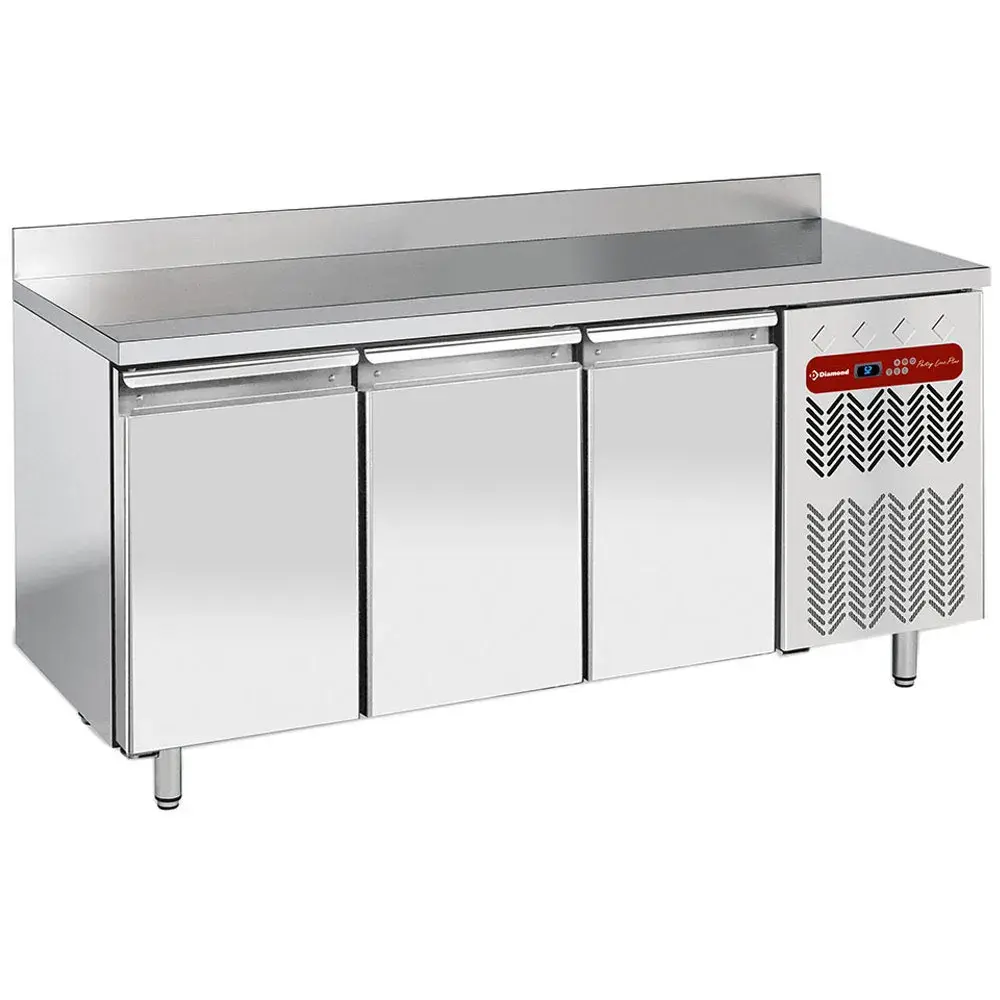 Wand koeltafel, geventileerd, 3 deuren EN 600x400, 550 liter - Main Image